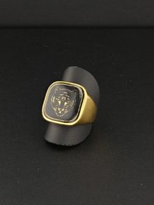 golden unisex signet